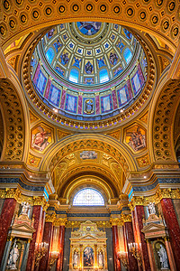 匈牙利布达佩斯圣史蒂芬大教堂St Stephens Cathedral旅游首都历史性艺术圆顶宗教城市建筑学旅行历史图片