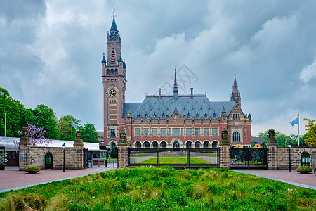 荷兰海牙和平宫国际法行政大楼国家建筑学天空地标组织法院建筑法庭草地国际图片