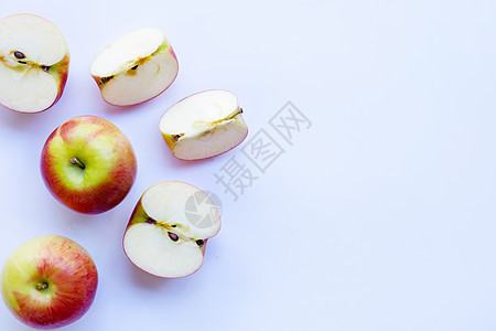 在白色背景隔绝的苹果 顶视图叶子水果橙子剪裁甜点团体油桃小路饮食食物图片