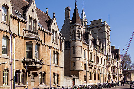 牛津大学Balliol学院街景图片