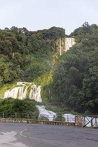 欧洲最高的马尔莫尔瀑布公园远足农村木头流动植被溪流风景树木力量图片