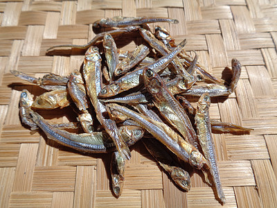 竹纹底鱼印度尼西亚的Kan Tei海鲜市场热带钓鱼美食海滩巴刹营养烹饪盐渍图片