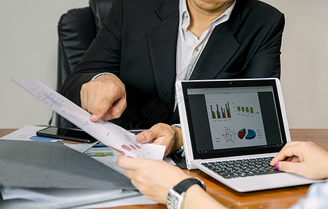 执行主管业务工作图表分析为行政人员提供领导咨询数据同事企业家文书会议投资团队人士图片