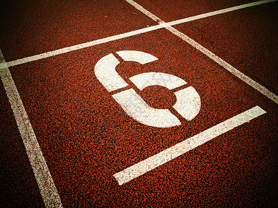 六号 红色橡皮赛道上的白运动轨数短跑课程跑步竞赛赛跑者体育场赛马场车道操场橙子图片