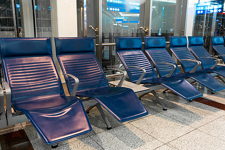 机场等候区舒适的座位 有休息的徒步休息图片
