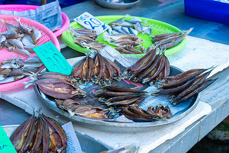 鱼市柜台的新鲜海鲜 在海洋边的鱼市上城市文化街道渔夫商业食物牡蛎乌贼店铺饮食图片