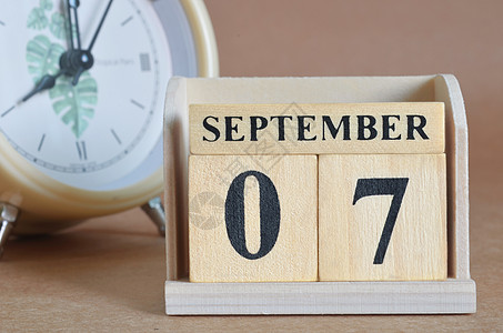 9月7日日历生日数字笔记季节礼物办公室标题购物森林图片