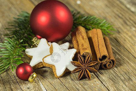 圣诞明星饼干和调味品图片