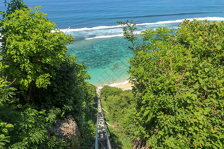 前往印度尼西亚巴厘的Karma海滩 查看绿绿海景地标天空城市火鸡海岸建筑学电缆旅行市中心旅游图片