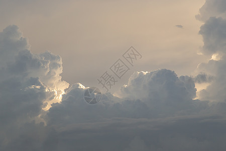 美丽的蓝色天空 有云背景 Sky云 Sky天空和c气候日落气氛戏剧性纹理天气风暴动机天堂生活图片