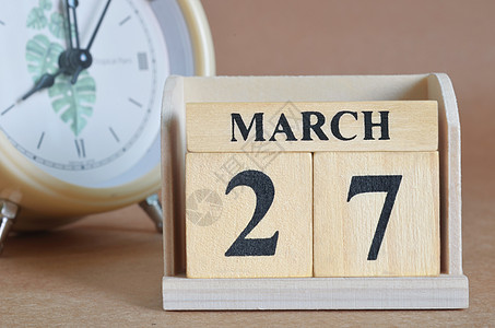 3月27日周年纪念日销售标题笔记生日假期手表时间工作图片