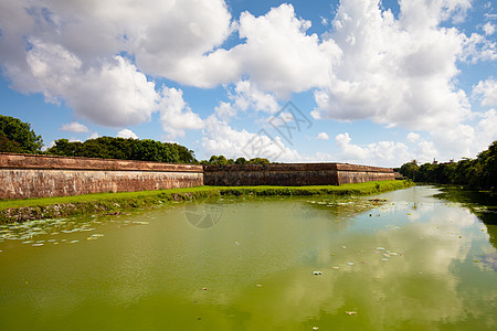 越南的豪华帝国宫殿历史地标建筑柱子王朝旅行护城河古董遗产纪念碑图片