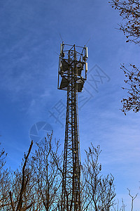北部的电天线和通信发射塔建筑学力量电缆收音机电讯技术桅杆细胞活力发射机图片