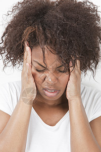 患头痛的非裔美国女青年妇女人数图片