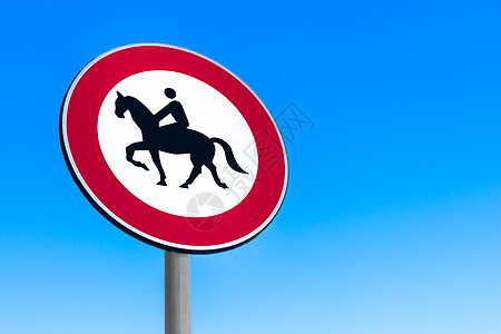 禁止骑马通过的道路标志图片素材