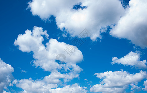 天空中的云彩天气气候空气天堂风景臭氧太阳地平线蓝色阳光图片