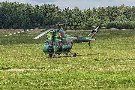 第16世界赫利科普岛白俄罗斯小组MI-2型直升机图片