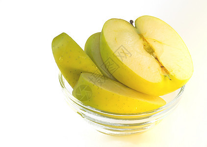 在一个透明的盘子里 将美味的绿绿苹果切成苹果节食植物奶奶营养农业叶子小吃水果饮食生活图片