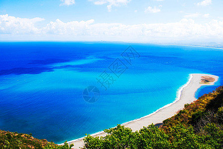 在西西西里悬崖的意大利海蓝色天空海岸线大海美女看法景色图片
