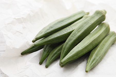 秋葵蒸蛋女人手指生活团体饮食食物绿色收成白色秋葵食谱烹饪背景