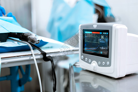 医院剧院的心率监测器 医院麻醉手术监护仪中的医疗生命体征监护仪 心电图病人监护仪 医疗电子图片