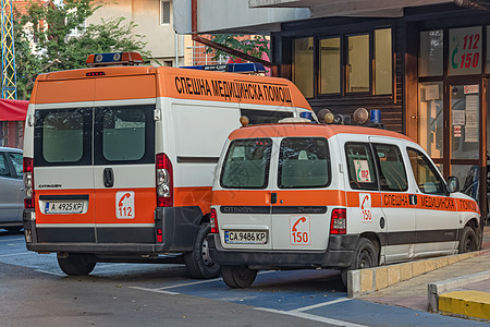 保加利亚索佐波尔索佐波尔 - 08/30/2018 救护车泊车背景图片