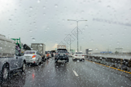 车窗下雨窗户情绪折射水滴驾驶风险闪电坡度天气摄影图片