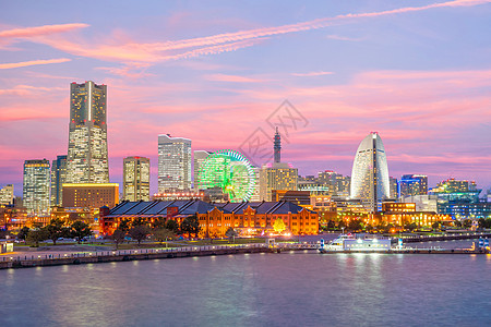 日落时横滨城市天线风景摩天轮办公室市中心旅行景观建筑学天际地标游客图片