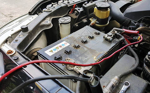 汽车充电引擎金属电缆红色充电器服务机器电气电池运输图片