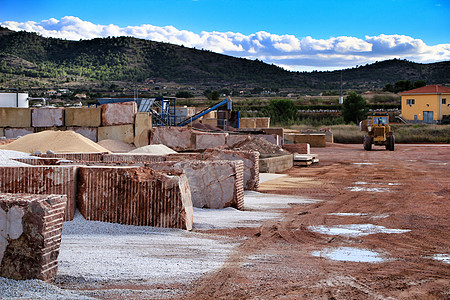 西班牙多姿多彩的建筑综合山峰制作人制造商石头材料矿业碎纸机集体生产散料建筑材料图片