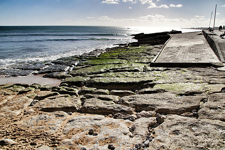 葡萄牙里斯本Estoril的Azarujinha海滩海景海洋天空游泳日光蓝色闲暇海岸线太阳晴天图片