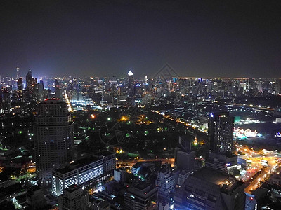 泰国曼谷大都会的摩天大楼景象紧靠着烟火国家火花城市旅行节日派对庆典景观金子图片