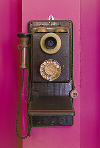 古董电话 紫红色的老底底图片