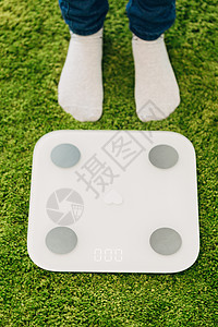 健美时女孩体重 家庭智能度量表骨量健身秤白色绿色重量保健生物脂肪情况测量图片