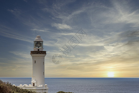 澳大利亚新南威尔士州诺拉角灯塔土地蓝色环境潮汐海景灯塔游客岩石海岸线天空图片