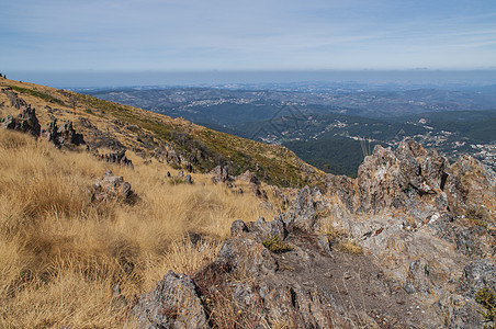 葡萄牙阿罗卡附近的山峰晴天风景远足高地农村冒险森林环境公园草地图片