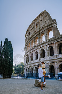 罗马大浩劫和日晨 意大利 欧洲剧院太阳男人角斗士考古学夫妻体育馆阳光摄影气氛图片