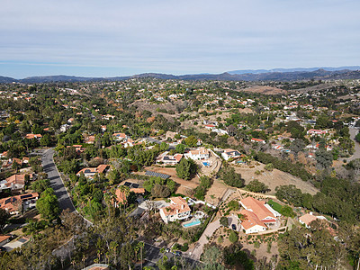 埃斯康迪多东峡谷地区的空中视图土地住宅风景抵押住房公寓邻里家庭景观草地图片