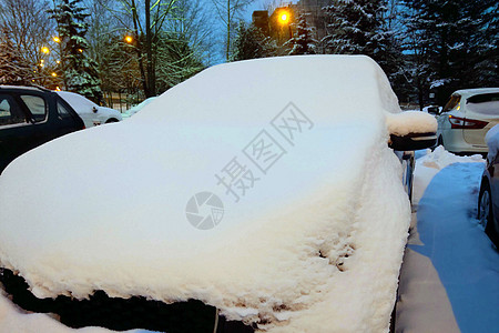 大车在大雪 后大雪降雪图片