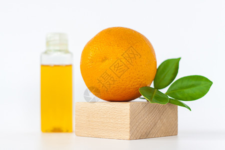 白底的橙子 带有草药成分的有机香料和辣椒粉化妆品产品营养女士美容治疗草本身体水疗棕榈护理图片