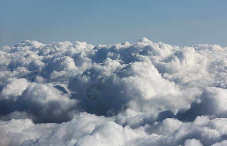 美丽的天空与云云航班天际飞机地球空气天空气氛环境晴天多云图片