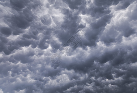 Mammatus 云层背景天气戏剧性天空风暴蓝色灰色前线雷雨类型空气图片