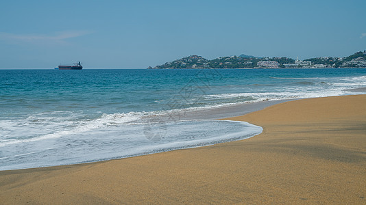 蓝海和海滩天空的美丽景色图片