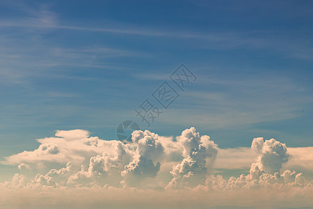 美丽的蓝天与云背景 天空 cloudsSky 与云天气自然云蓝色动机气候气氛幸福风暴生活太阳日落蓝色戏剧性图片