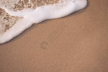 热带清洁夏季带复制空间的沙子和海水飞溅的顶视图天堂旅行地平线阳光海滩假期海洋辉光天空晴天图片