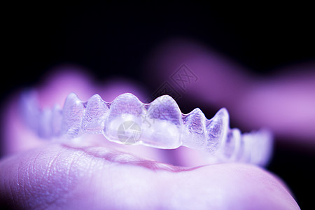 透明feruel 保留牙齿的整齐口服保持器药品手术健康医生保留者牙医卫生固定器图片