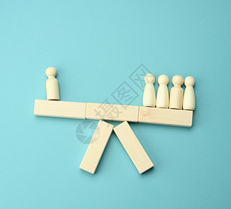 实时追踪独行侠与爵士巅峰对决