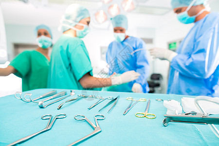 手术室病人手术室外科医生疾病医院擦洗剧院女士机器房间医疗队职员手术图片