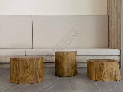 装饰用于显示的木质圣殿场景博物馆推介会桌子家具正方形展览架子木地板标准图片