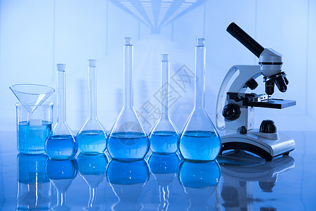 显微镜 实验室玻璃箱 科学实验烧瓶生物蓝色玻璃药品技术液体实验室员药店医疗图片